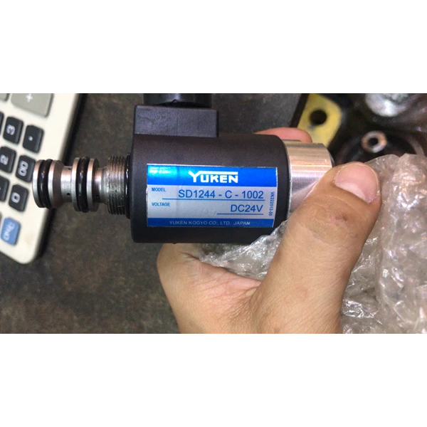 Yuken hydraulic solenoid valve